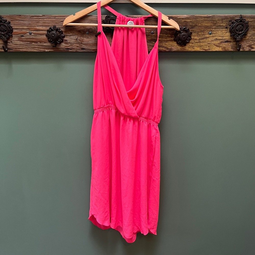Wilfred Aritzia Neon Pink Draped Surplice Halter Mini Dress Smocked Waist Medium